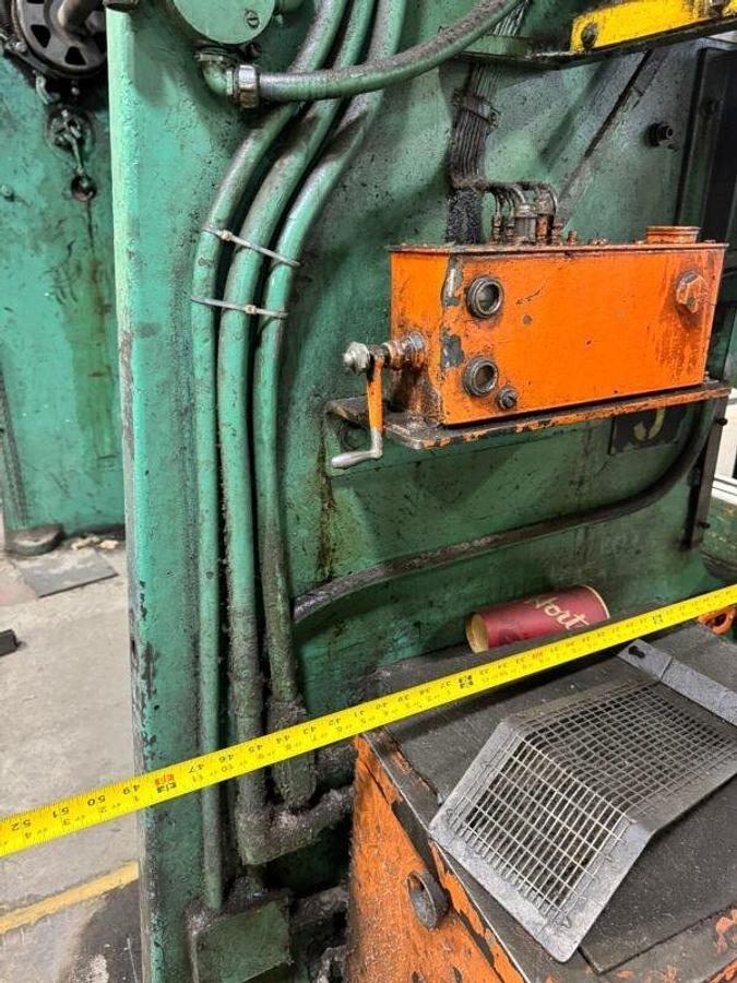 Used Used Cincinnati Press Brake in Toronto