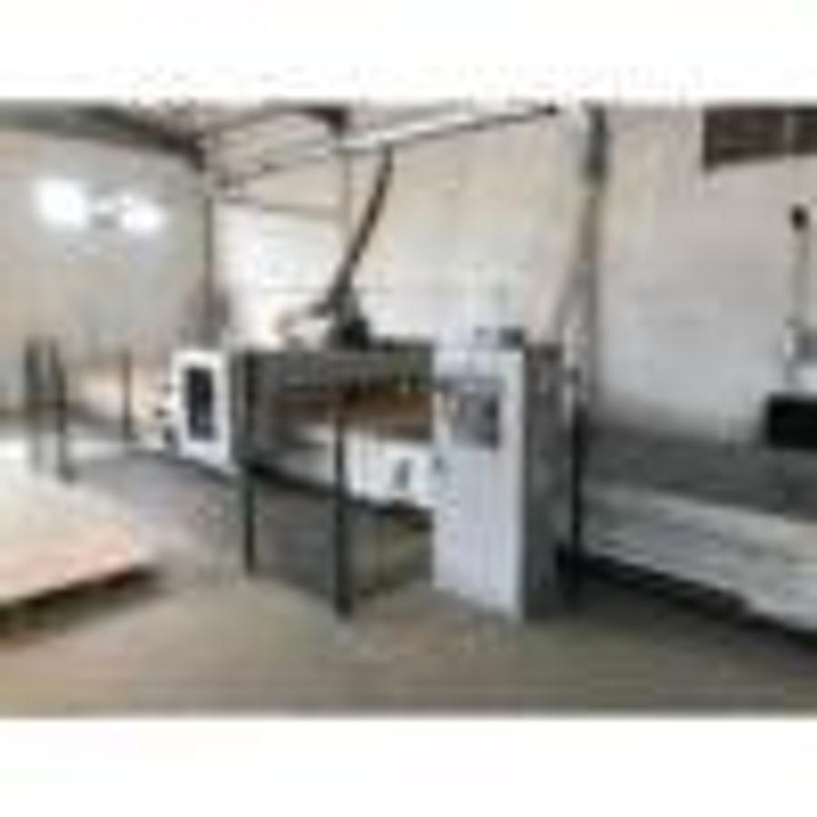 Venom CNC Machining Center