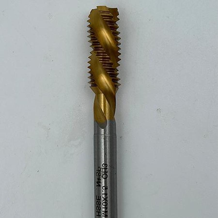 Snail Tools HSS M2 Spiral Flute Machine Tap (M10 x 1.5 Coarse Pitch)