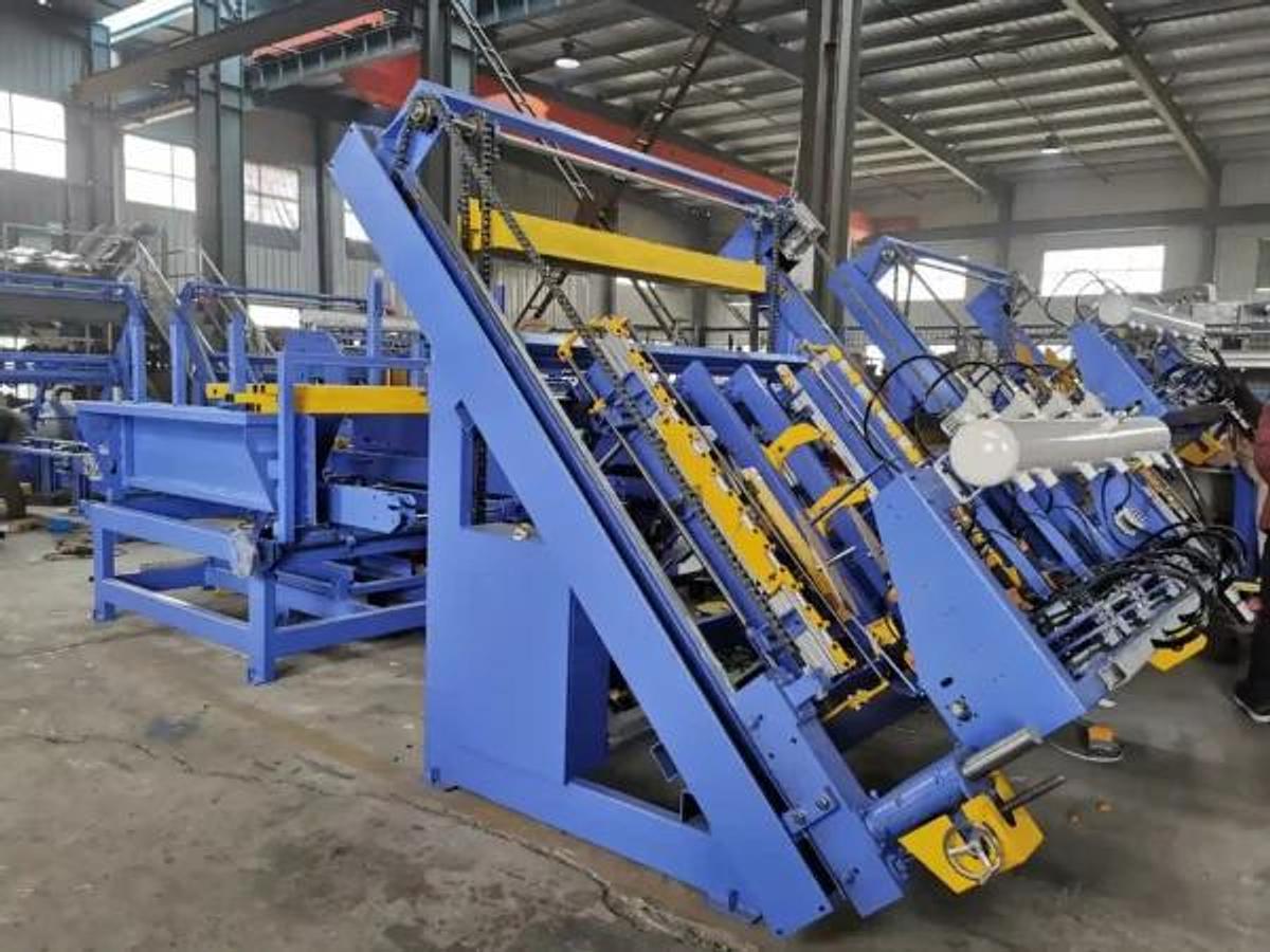Stringer Style Vertical Automatic Nailing Machine