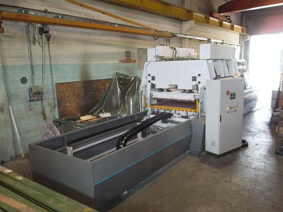 Fluid Double Membrane Press