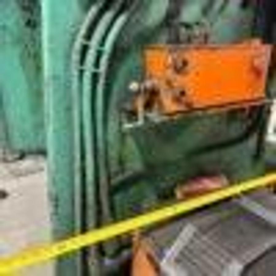 Used Used Cincinnati Press Brake in Toronto
