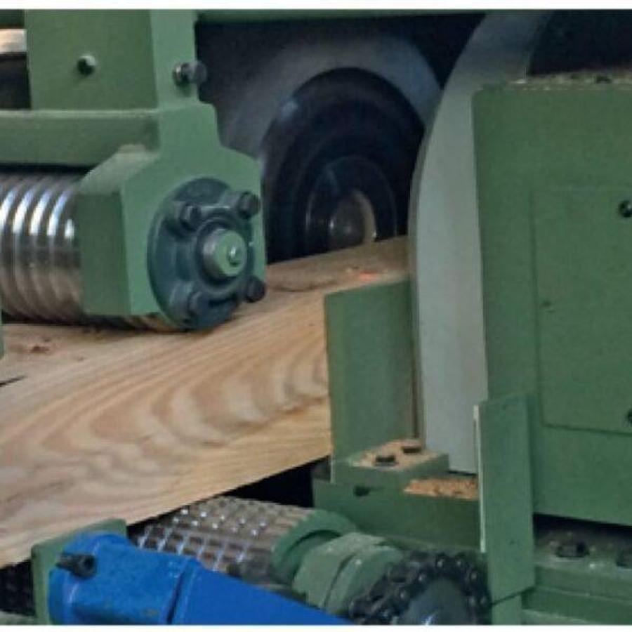 Log Shredder and Chipping Edger