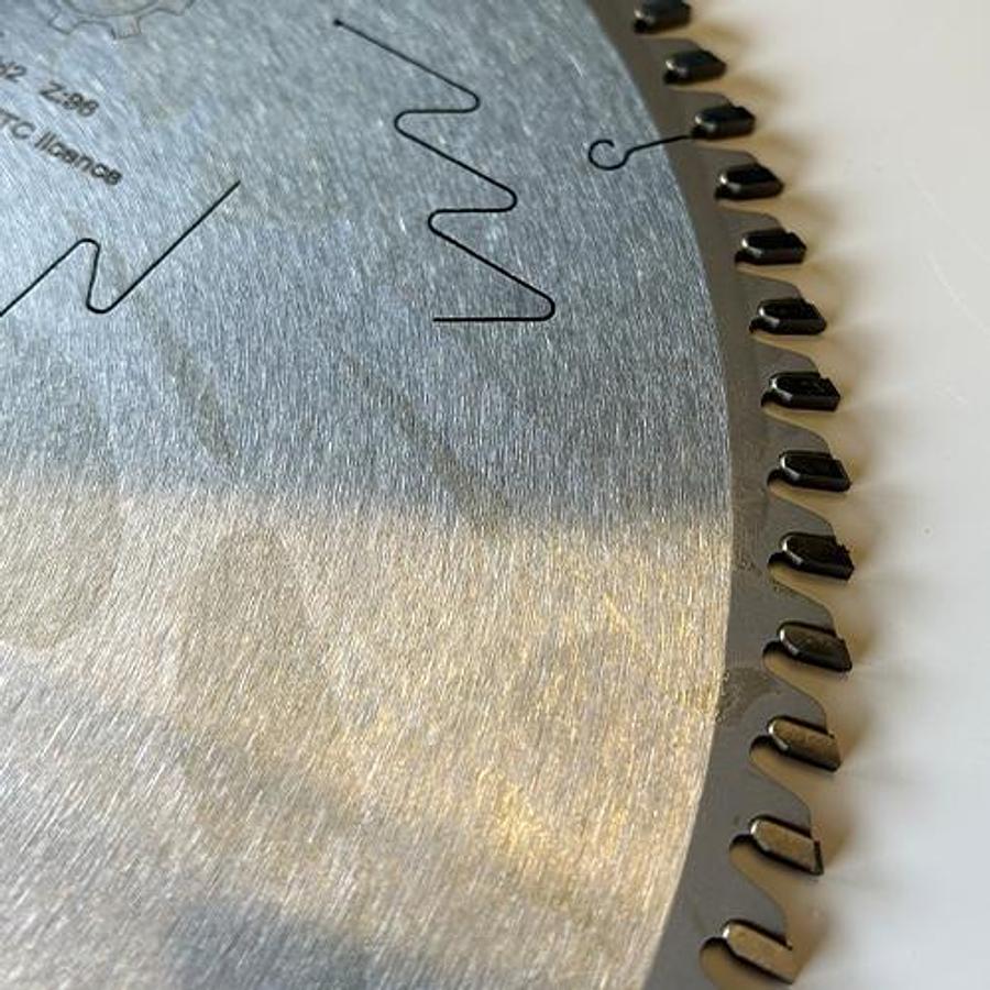 CIRCULAR FINISH SAW BLADE 12″ (300 MM) 96-TEETH ULTRA-FINE FOR MDF, LAMINATE