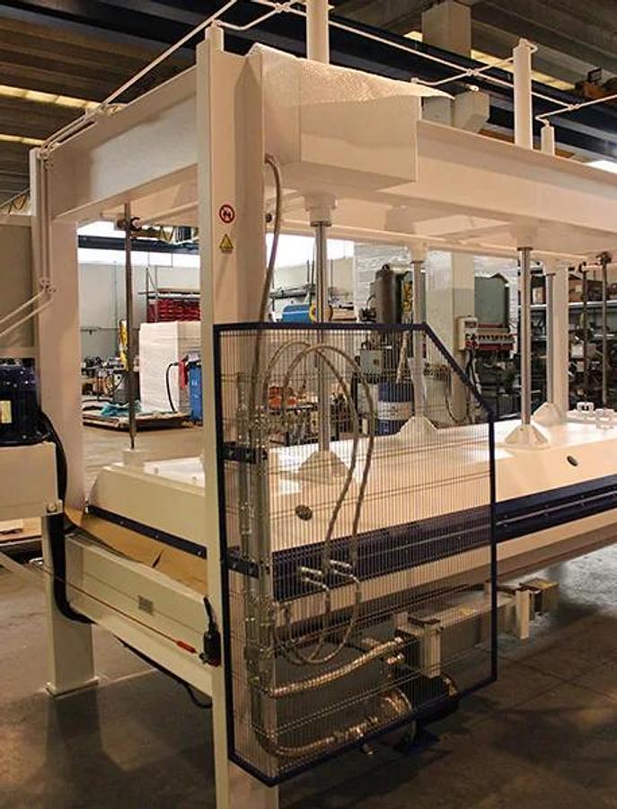 PLc Model Hot Press
