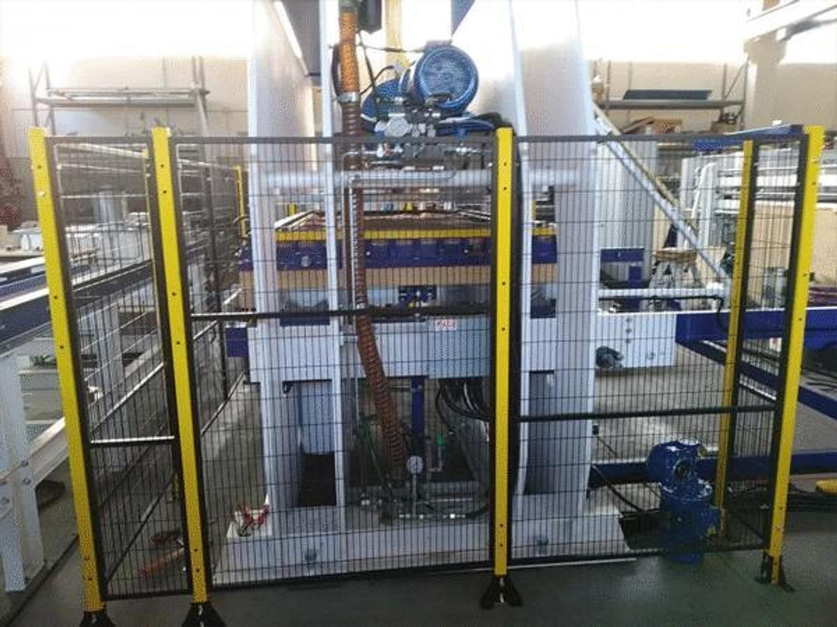 Fluid Double Membrane Press