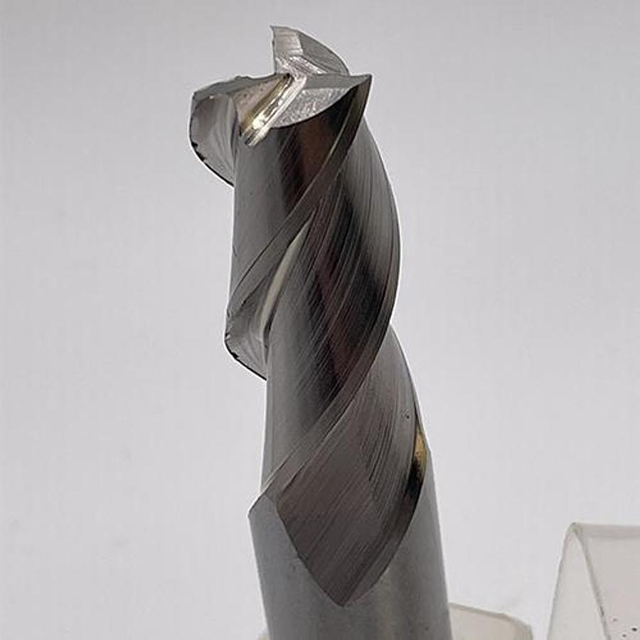 Snail Tools HSS Co Three Flute End Mill (15 x 16 x 32 x 92MM)