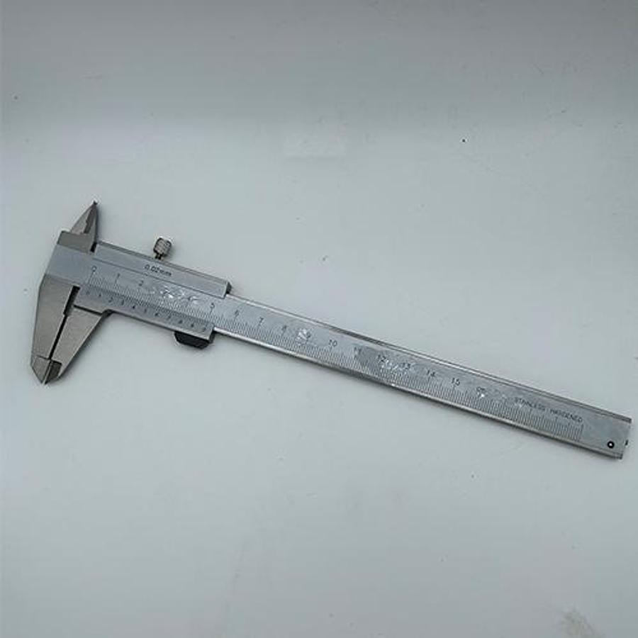 Snail Tools Precision Vernier Caliper (0-150mm / 0.02mm)