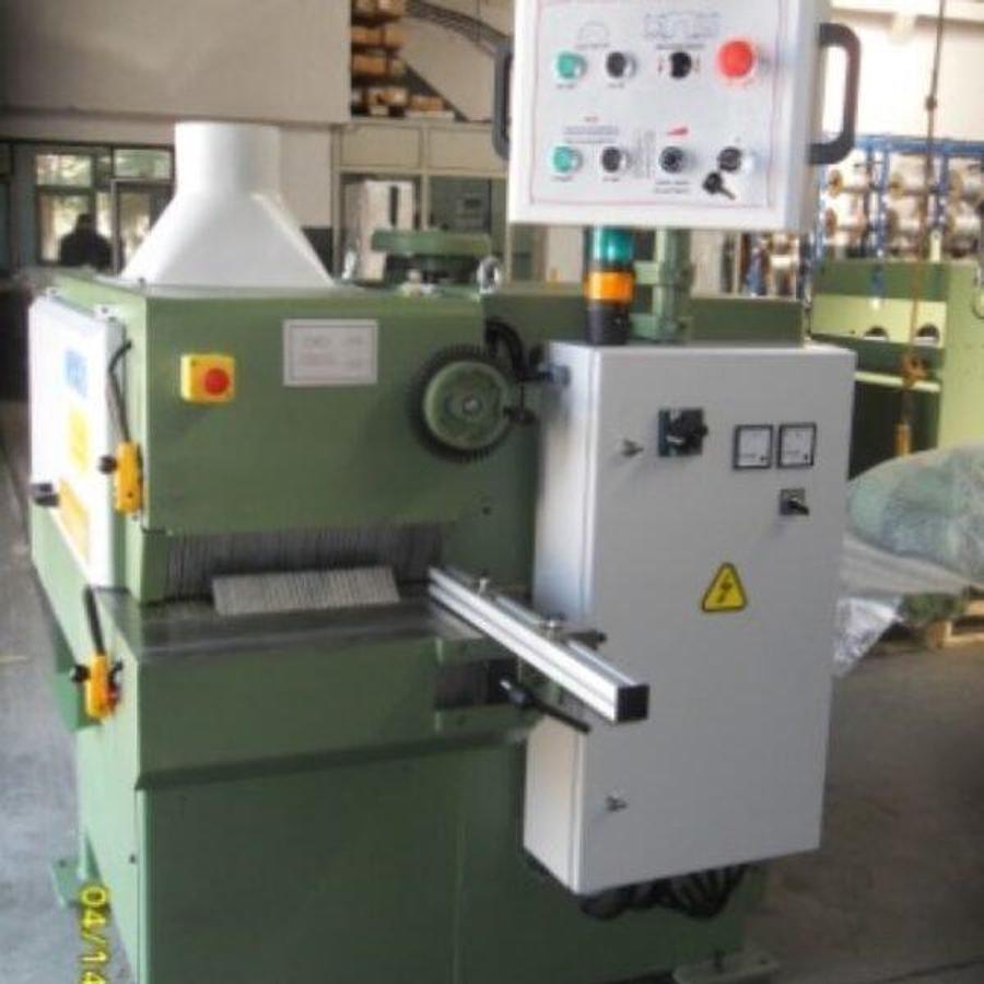 Pallet Chain Feeding Single Spindle Multi Rip Machine