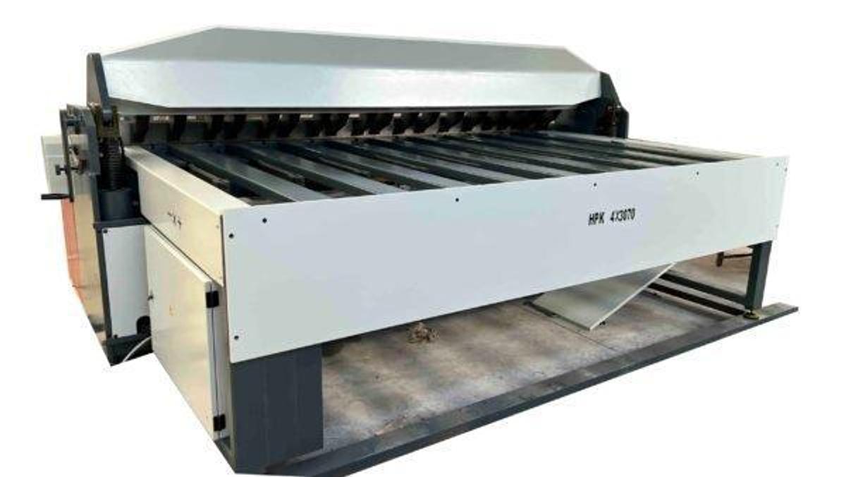 Hydraulic Sheet Metal Folding Machine