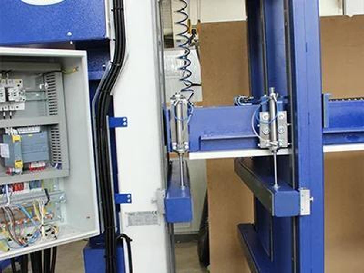 CPB Model Mobile Cabinet Body Clamp