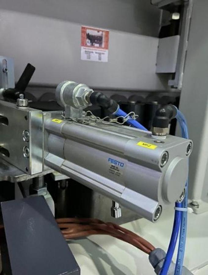 Gold FR Ultra Edge Banding Machine