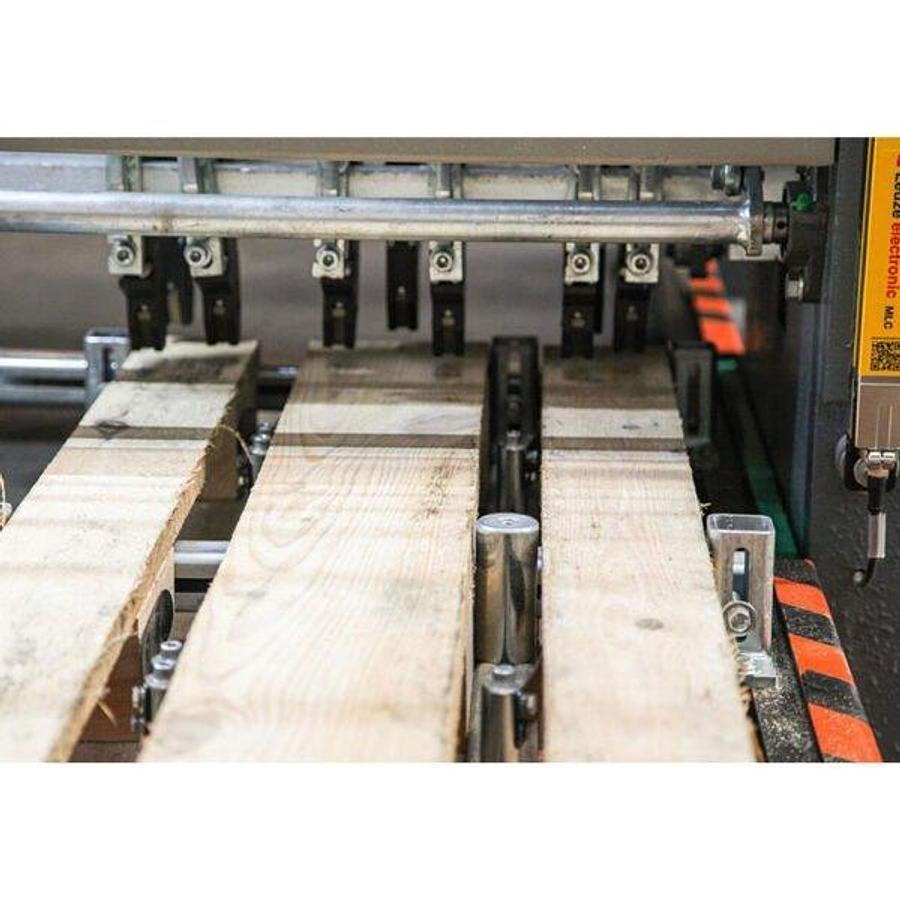 Pallet Nailing Machine