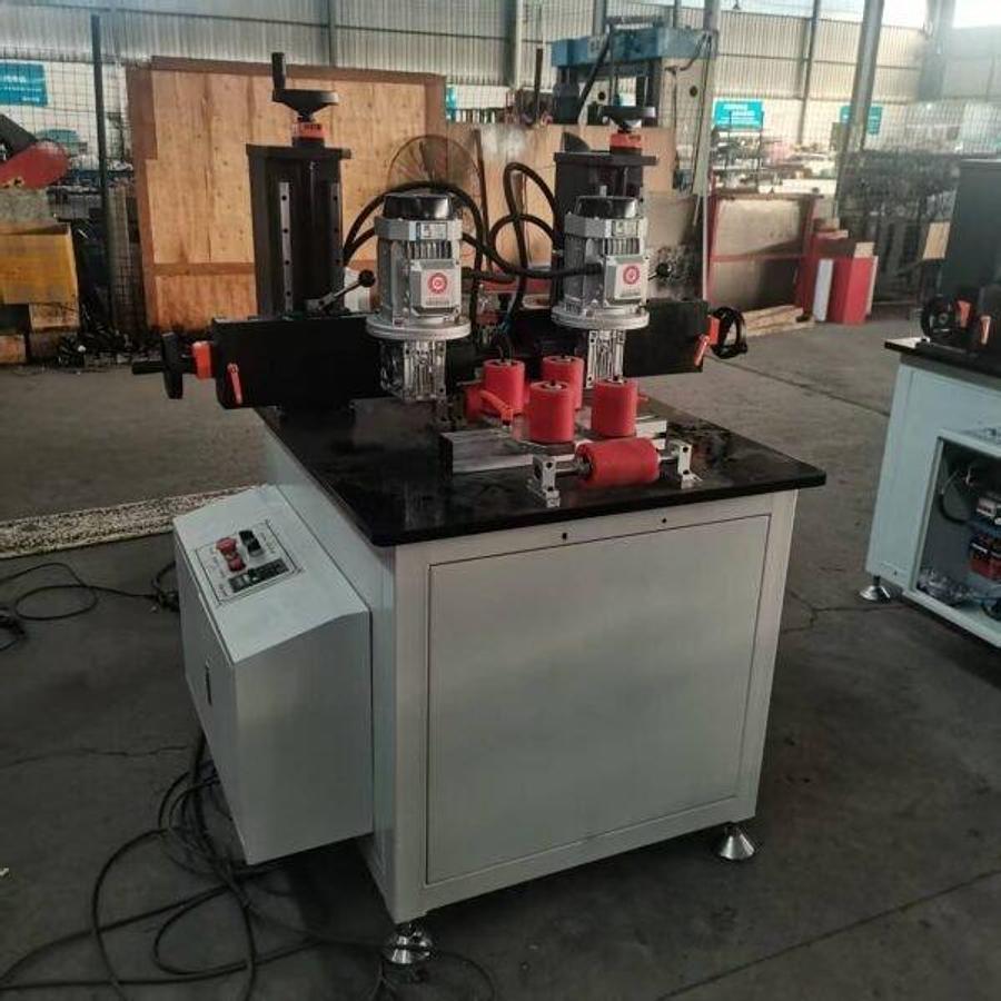 Thermal Break Assembly Knurling Machine