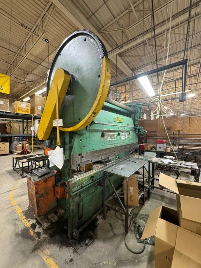 Used Used Cincinnati Press Brake in Toronto
