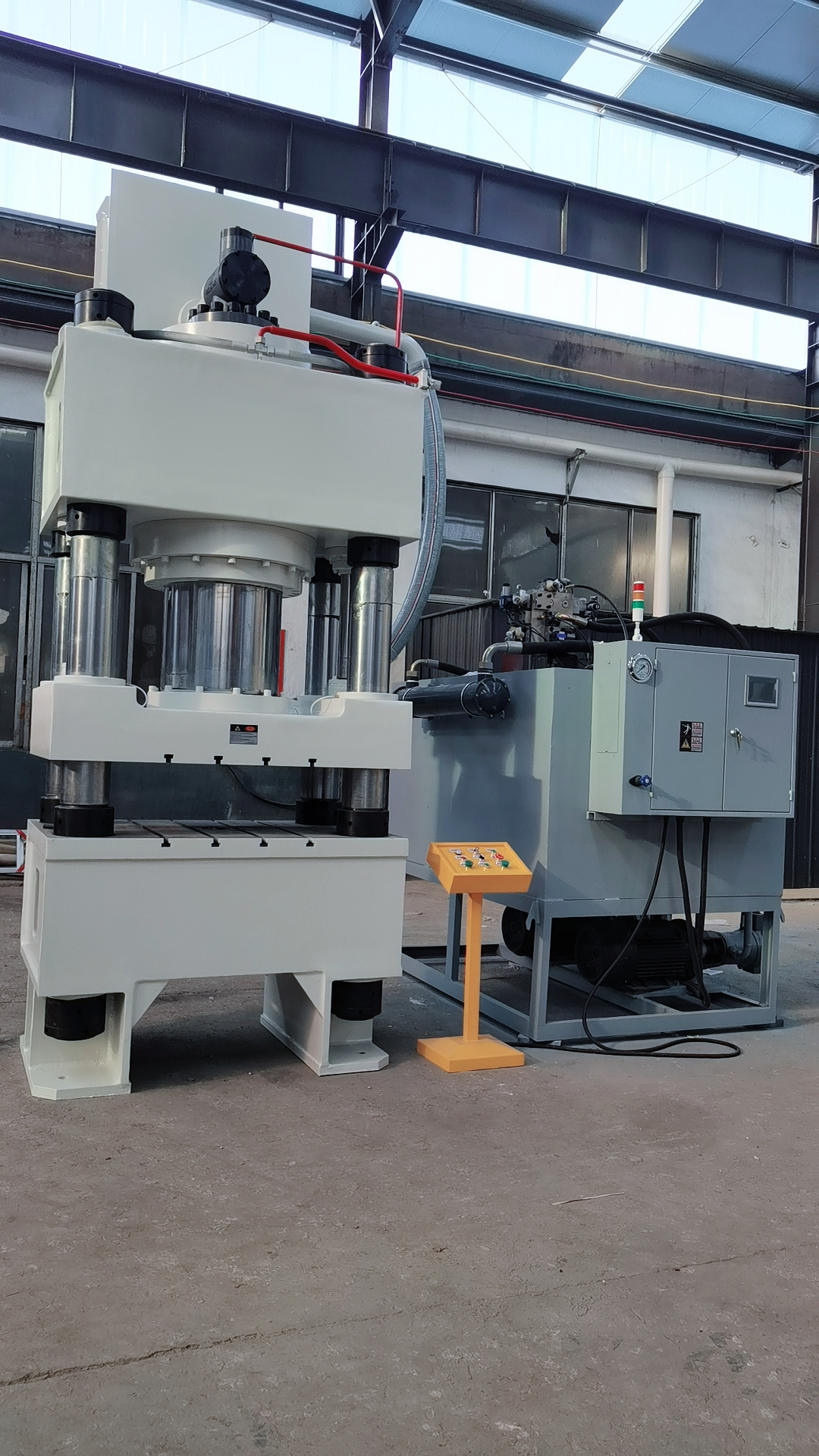 Double Action Hydraulic Press 500