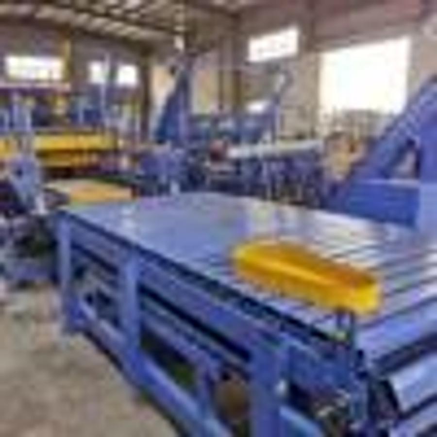 Stringer Style Vertical Automatic Nailing Machine