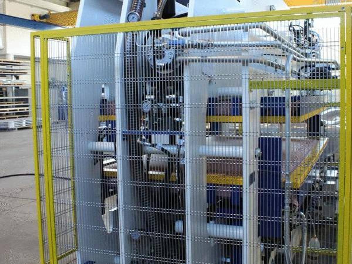 Fluid Double Membrane Press