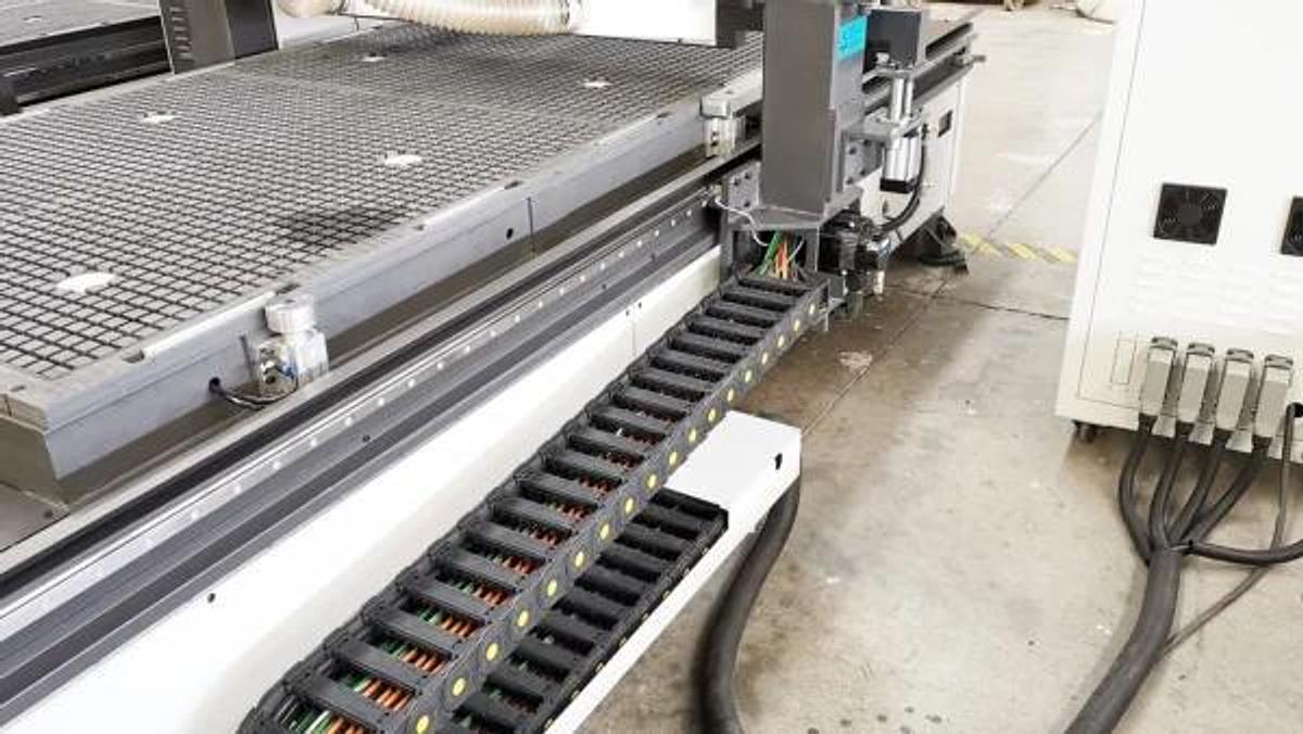CNC Router Machine Gyuto