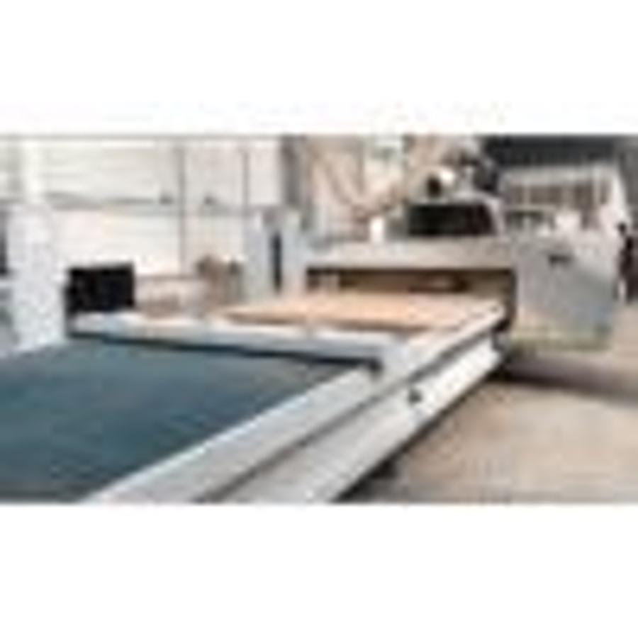 Venom CNC Machining Center