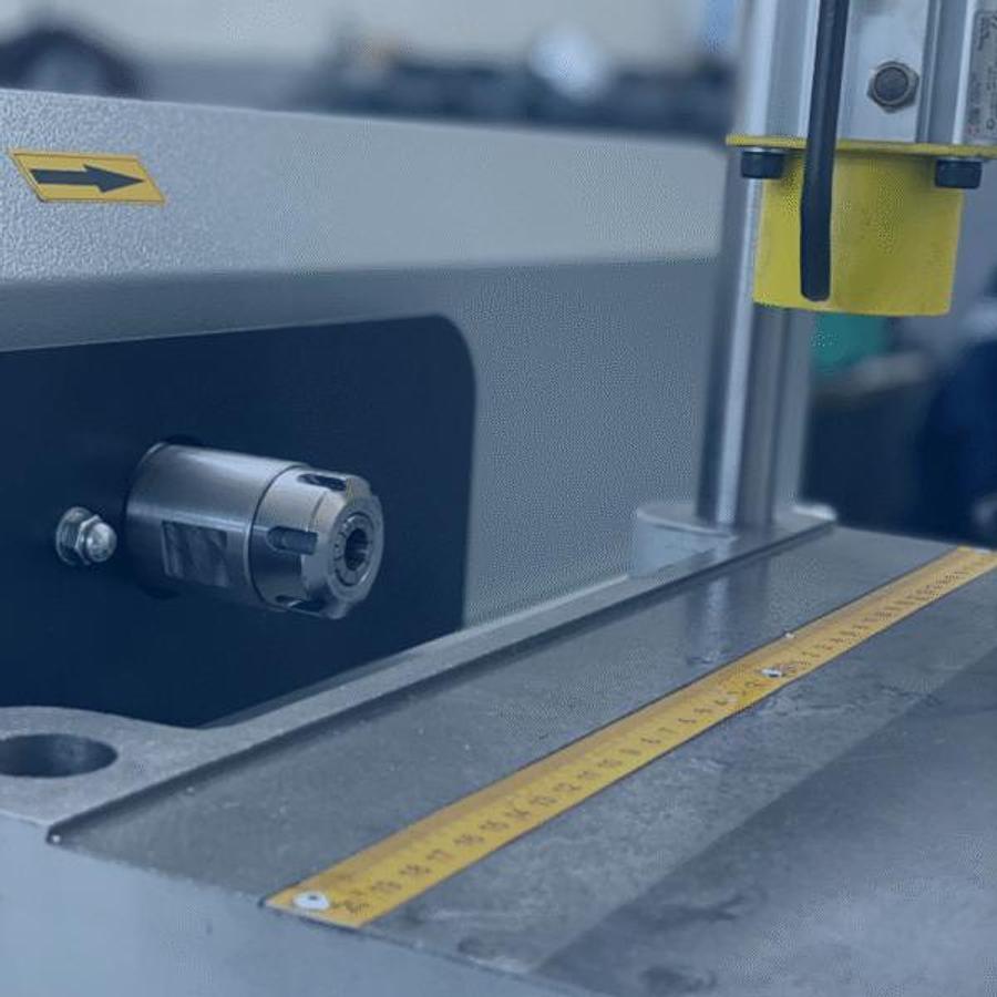 Oscillation Mortiser Machine