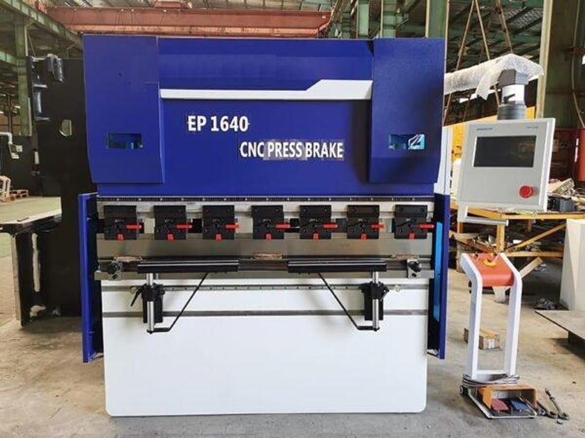 8′ x 60 tons Hydraulic Press Brake with NC Controller and Die | Press Brake