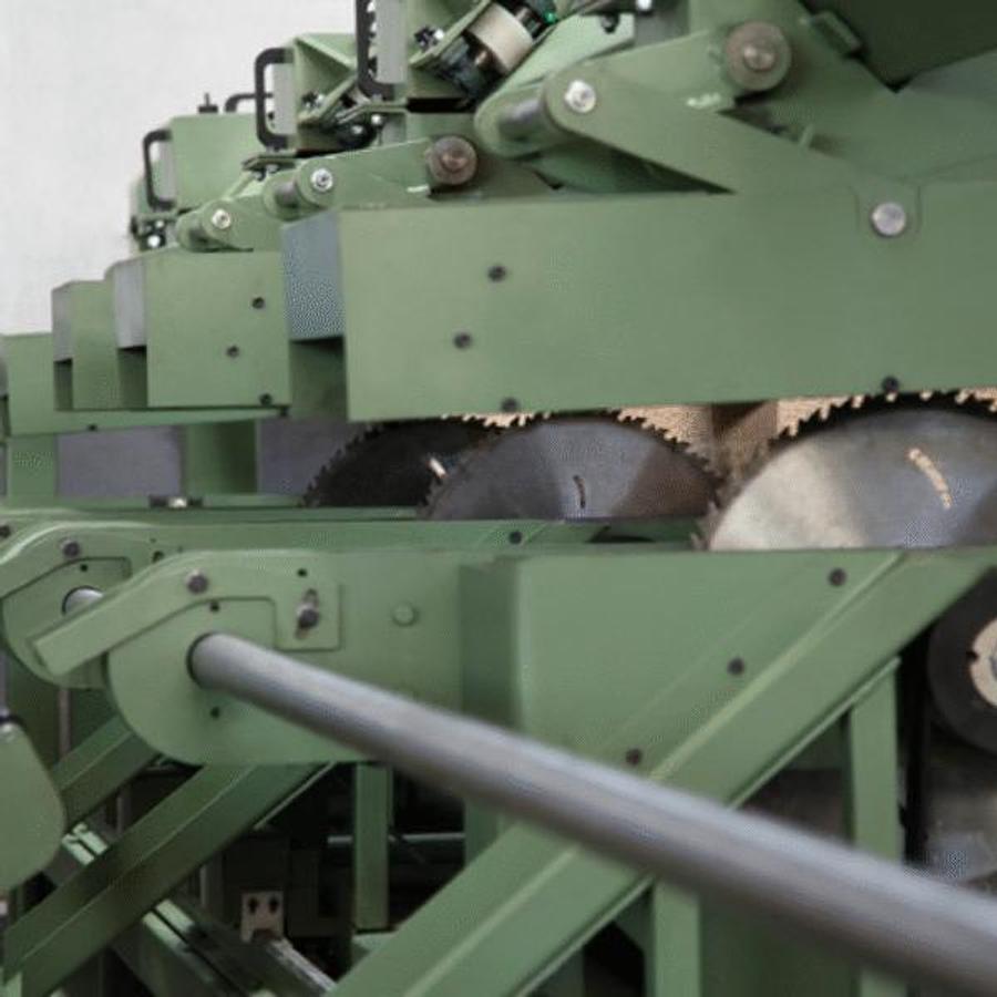Crosscut Machine