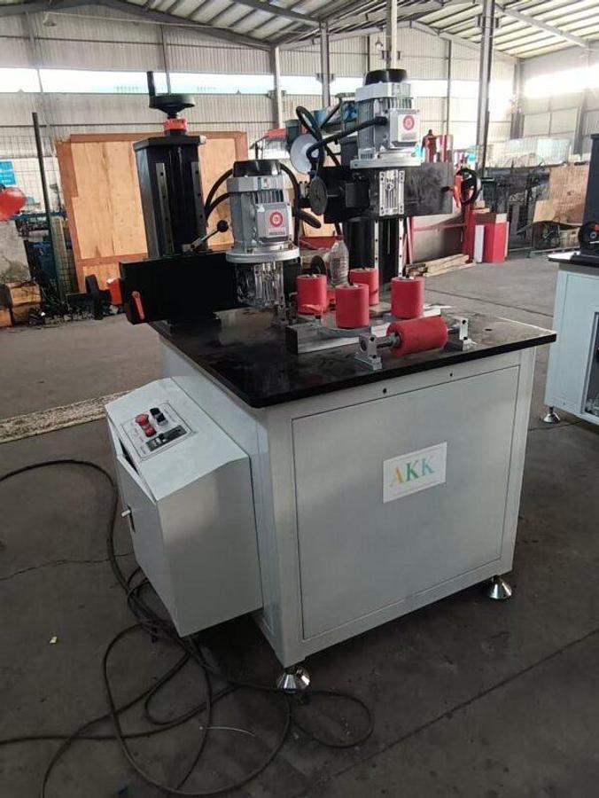 Thermal Break Assembly Knurling Machine
