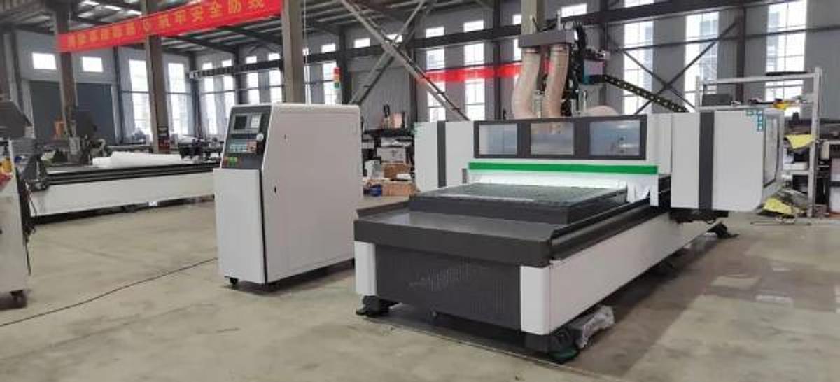 Tsurugi Best Atc Wood Cnc Router Nested Based CNC Router for Cabinet Furniture Making