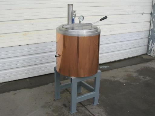 Usado 2000 GALLON BULK TANK.  ZERO MODEL AOL2000 SERIAL G49-2-30-917-8