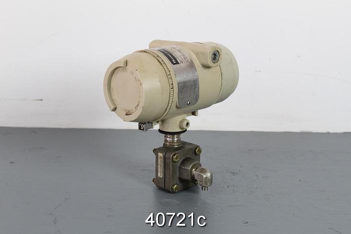 Used Honeywell ST300 Smart Transmitter, Model STG170-F1G-00000-MB.SM.F1C3-514E #40721