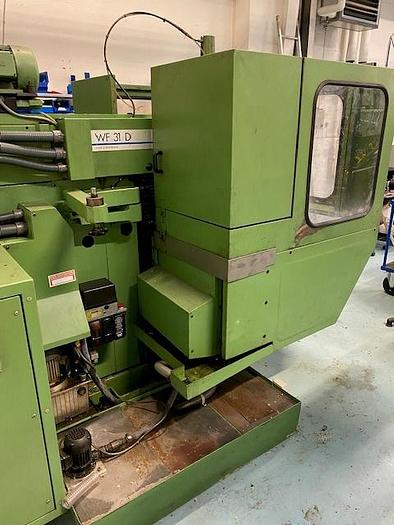 Used BRUGT CNC-STYRET VÆRKTØJSFRÆSER FABRIKAT MIKRON, MODEL WF31D