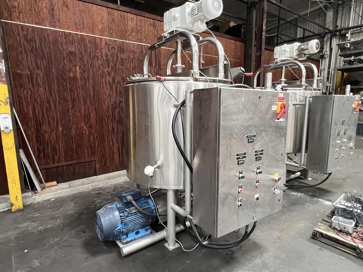 Used DCI 300 gallon single shell vertical Dynamixer