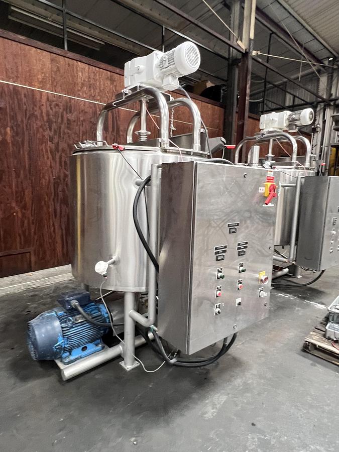 Used DCI 300 gallon single shell vertical Dynamixer