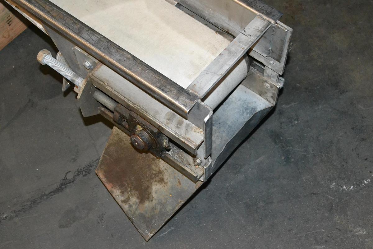 CONVEYOR