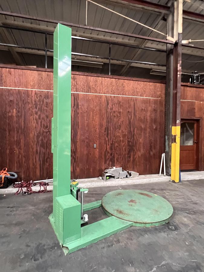 Used Highlight 'Preditor SS Simplified Stretch' model H-1675 semi-automatic pallet stretch wrapper