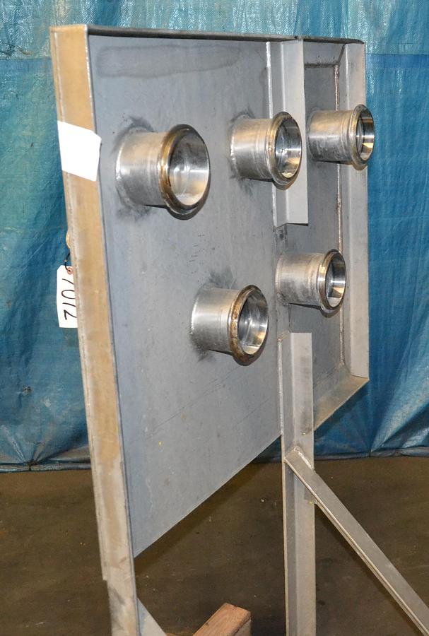 PIPE MANIFOLD