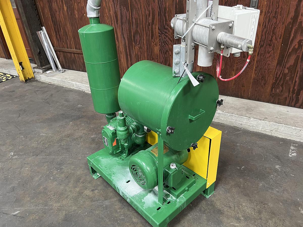  VAC-U-MAX 