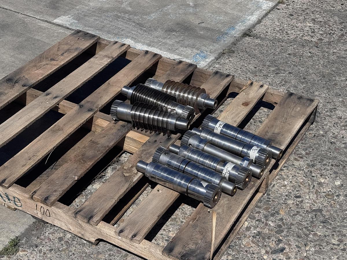 Used Urschel model G/GA circular cut stainless steel spindles
