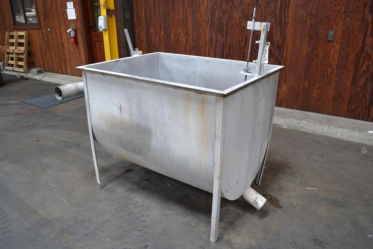 STAINLESS STEEL TANK