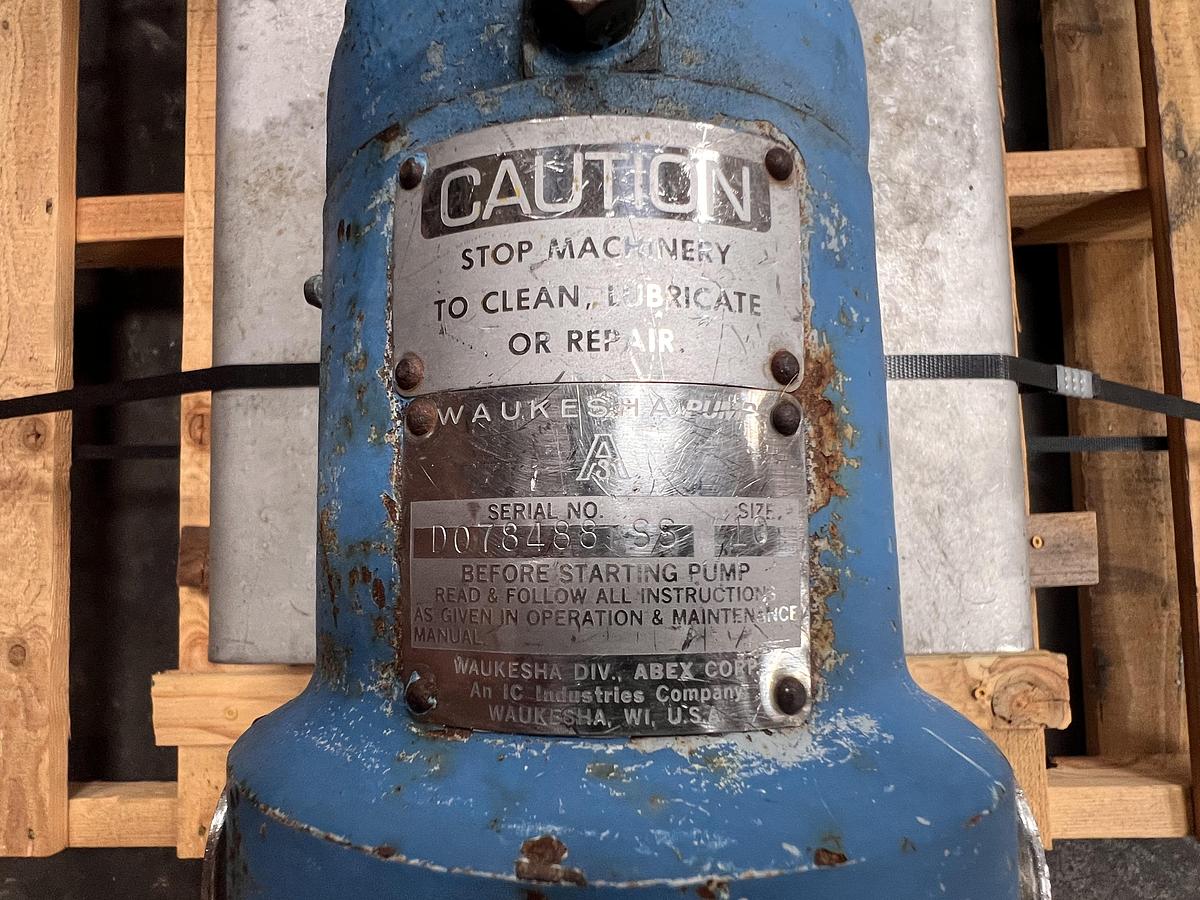 Used Waukesha model DO-25 positive displacement pump 1.5" Tri-Clamp fittings