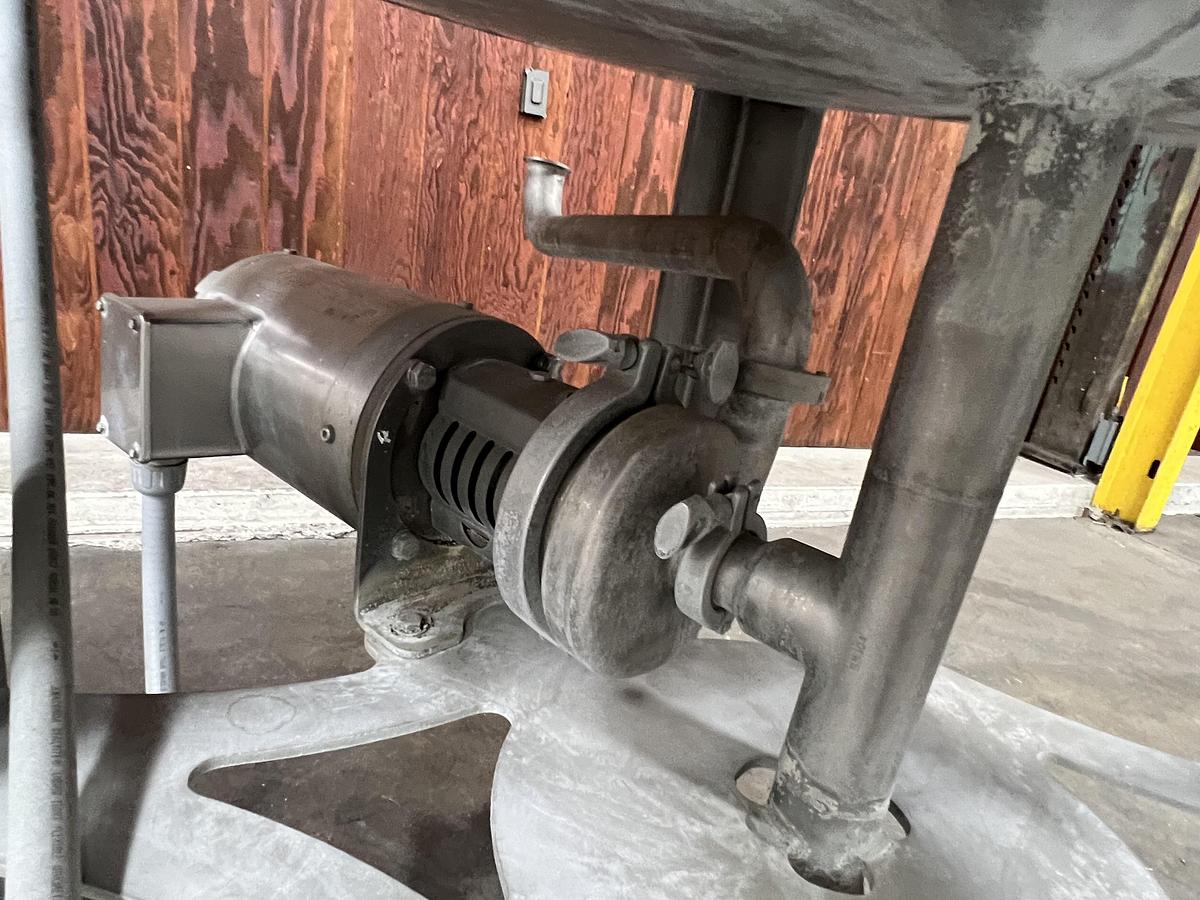  STAINLESS STEEL TANK 