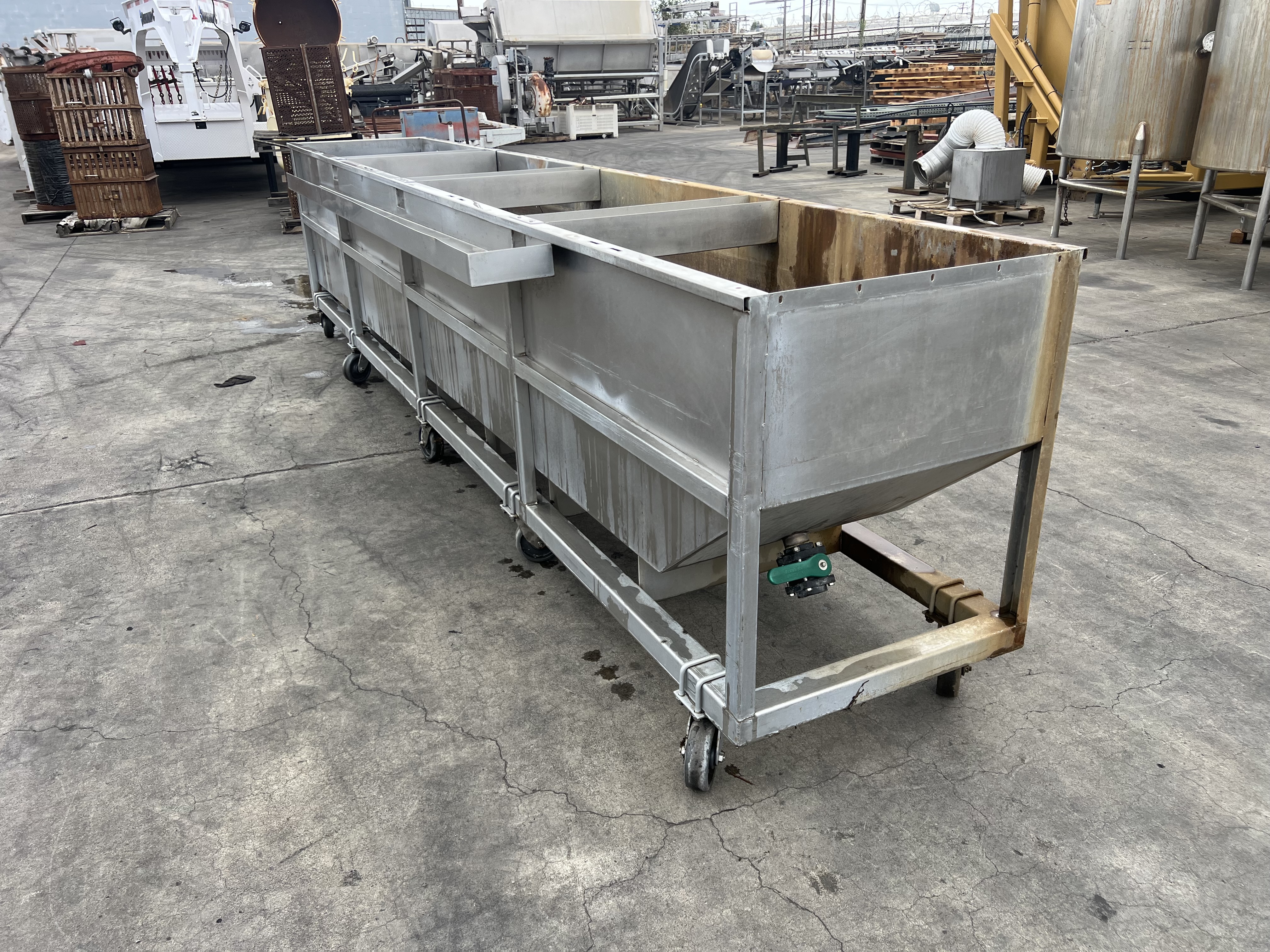 Used 650 gallon stainless steel rectangular tank