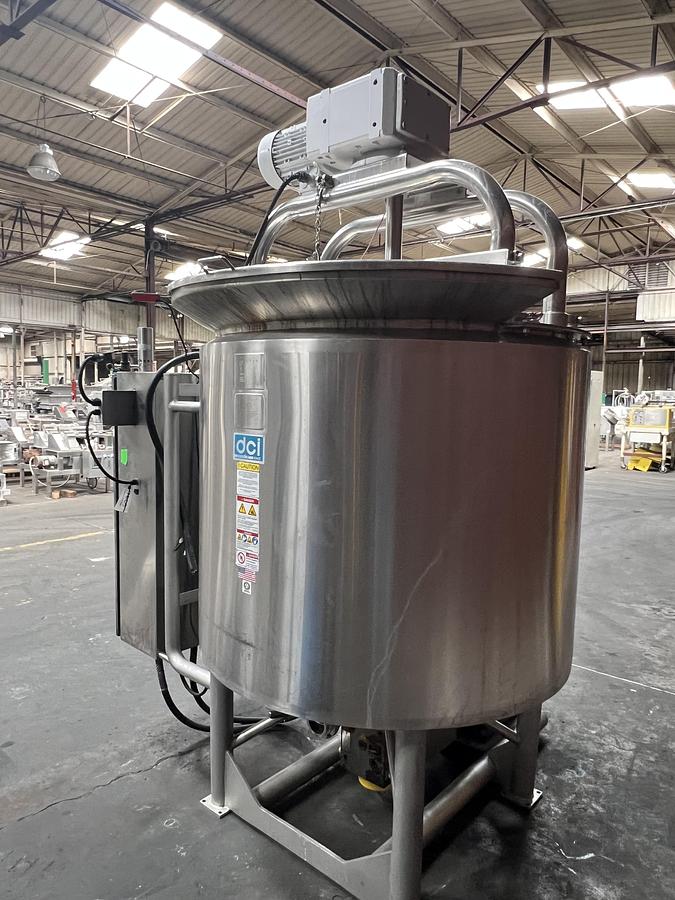 Used DCI 300 gallon single shell vertical Dynamixer