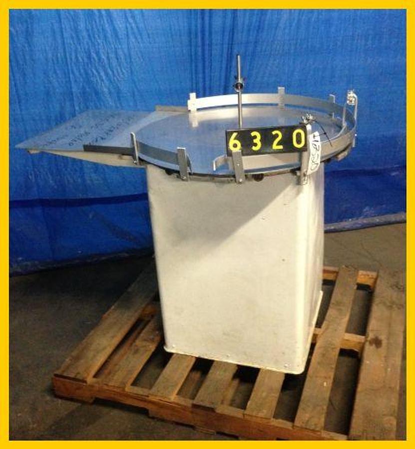 TURNTABLE