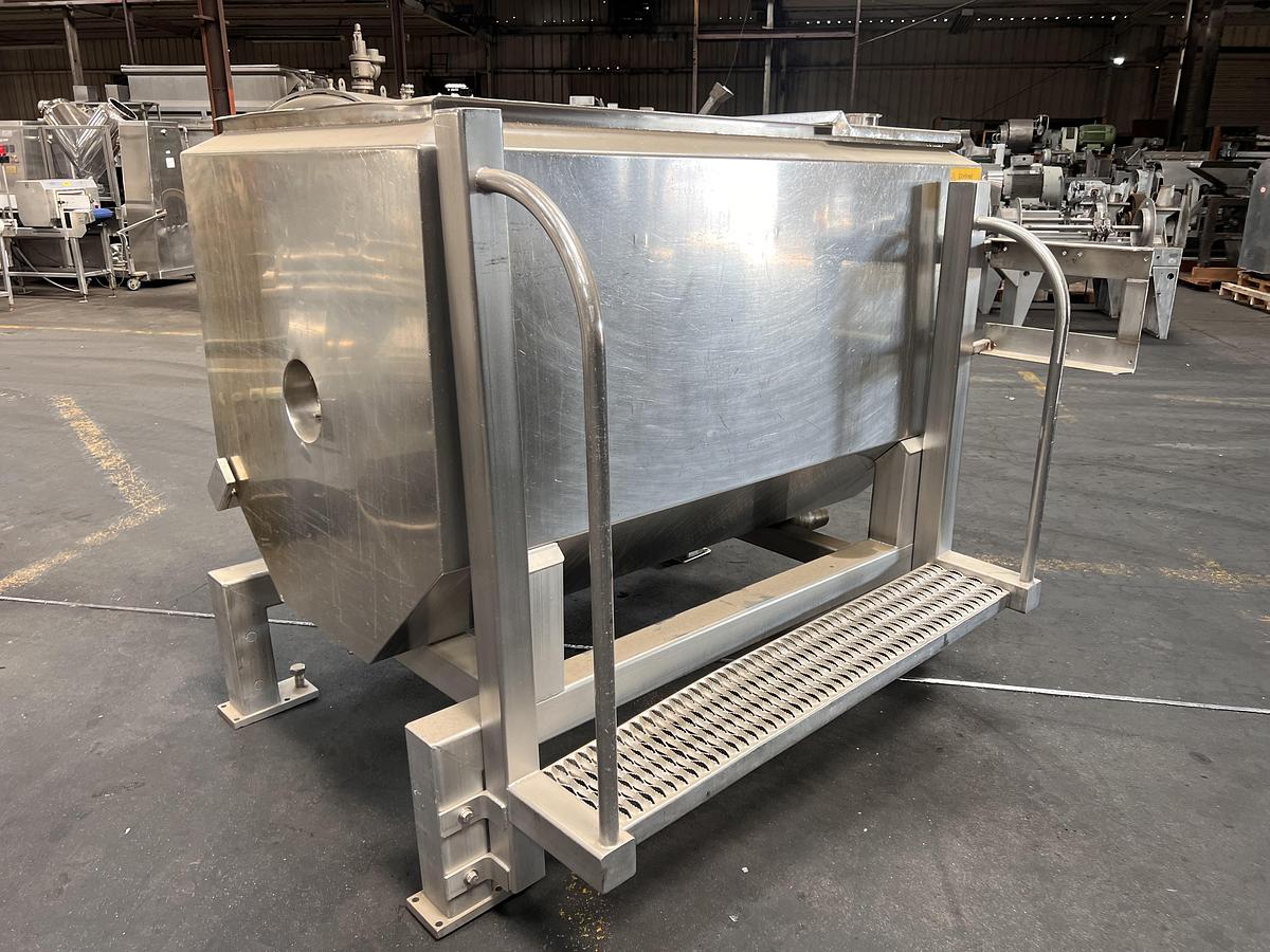 Used 40 cubic foot stainless steel paddle mixer