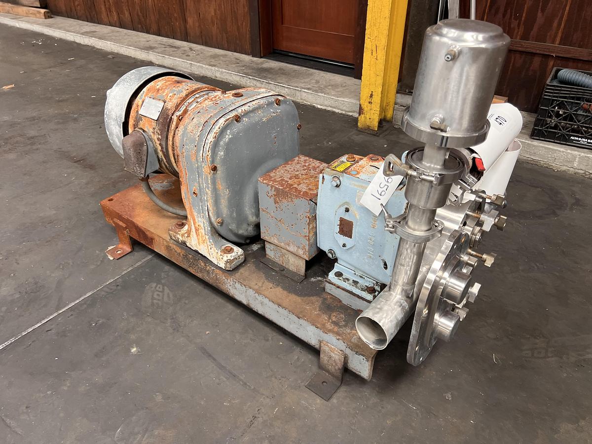 Used Waukesha model 130-U1 positive displacement pump