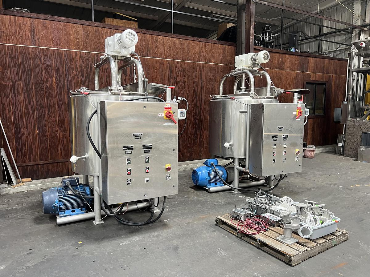 Used DCI 300 gallon single shell vertical Dynamixer