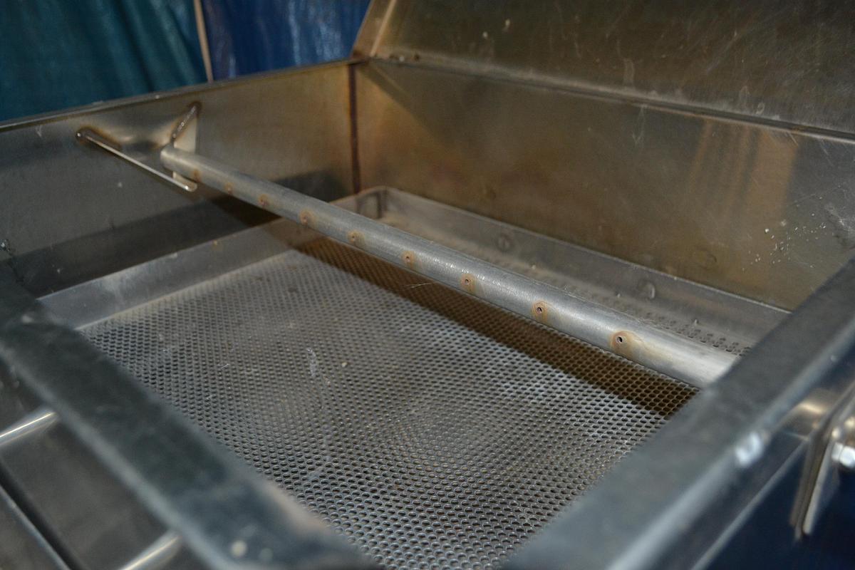  STAINLESS STEEL 