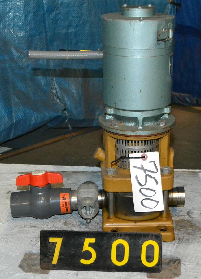 GRUNDFOS 